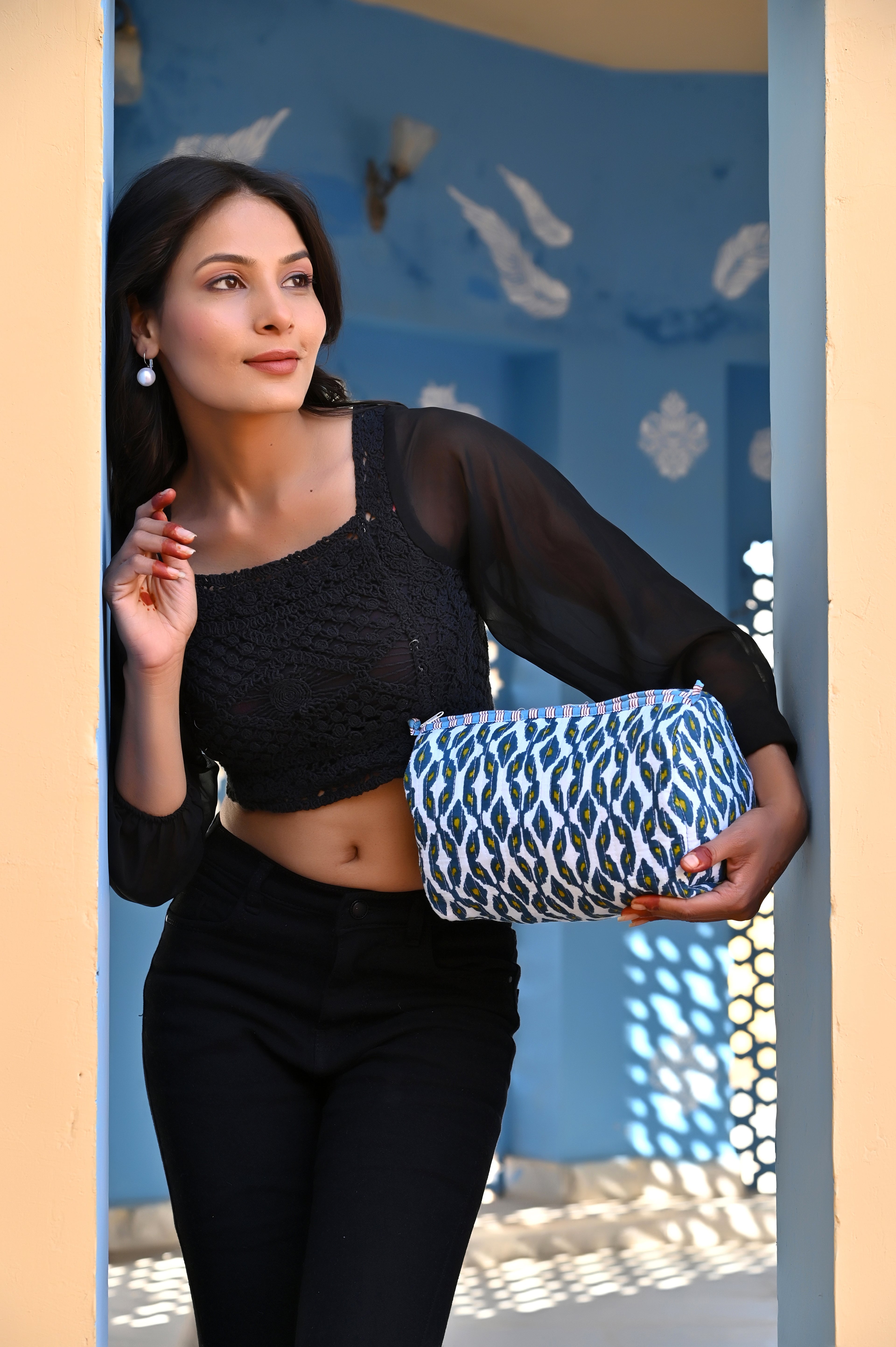 Nocturne Ikat Travel Set