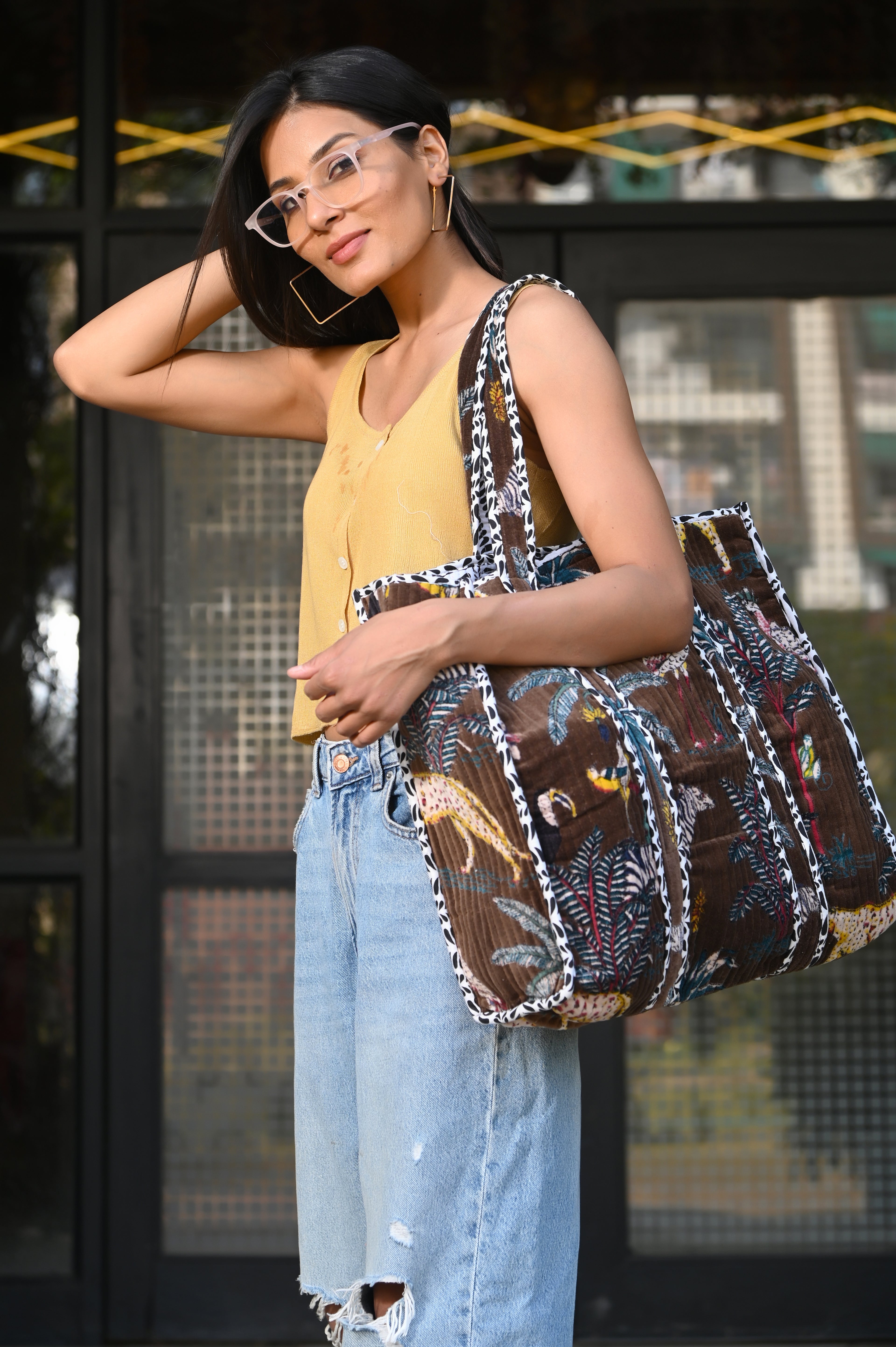 The Jungle Tote in Velvet