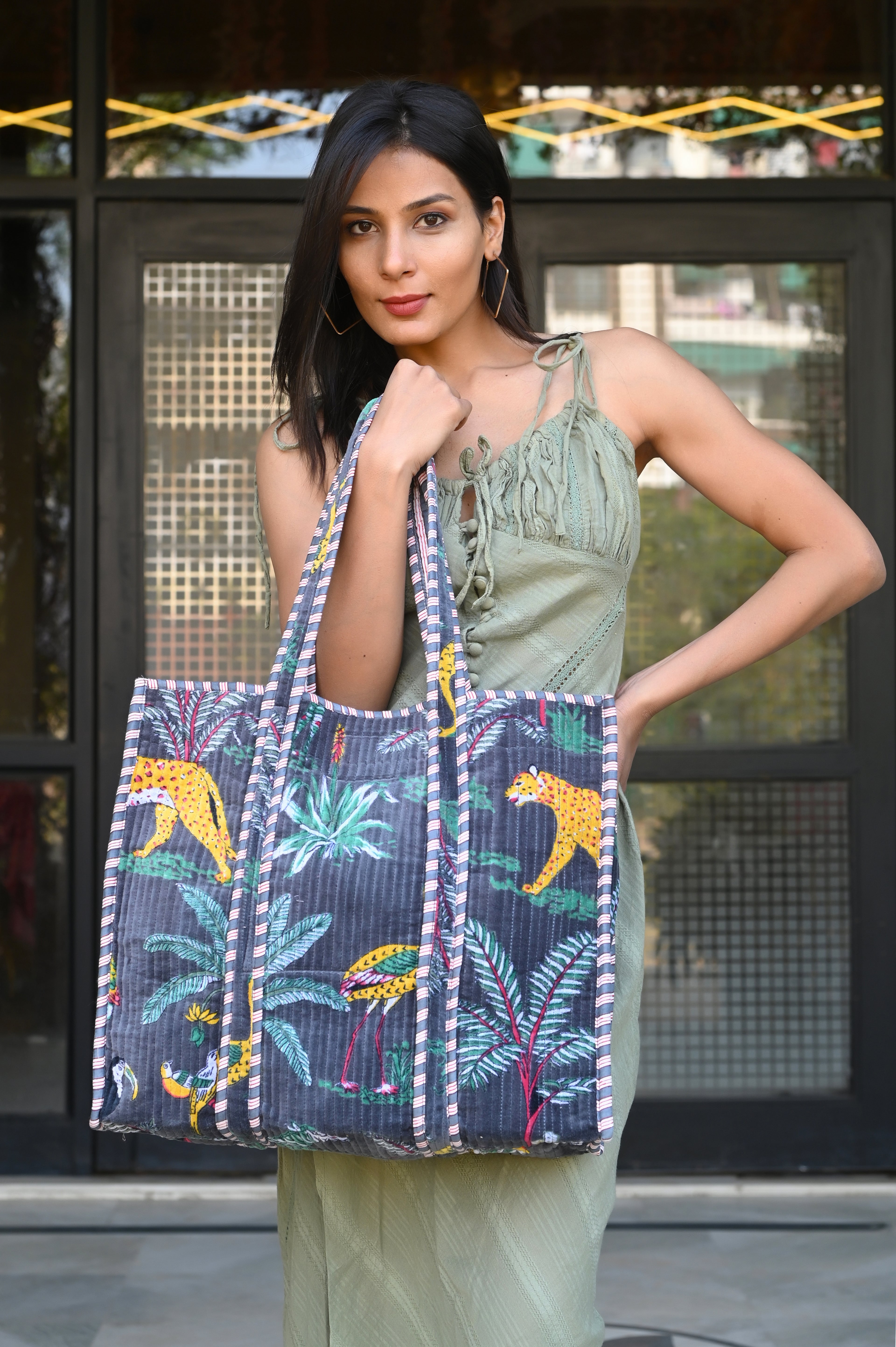 The Jungle Tote in Velvet