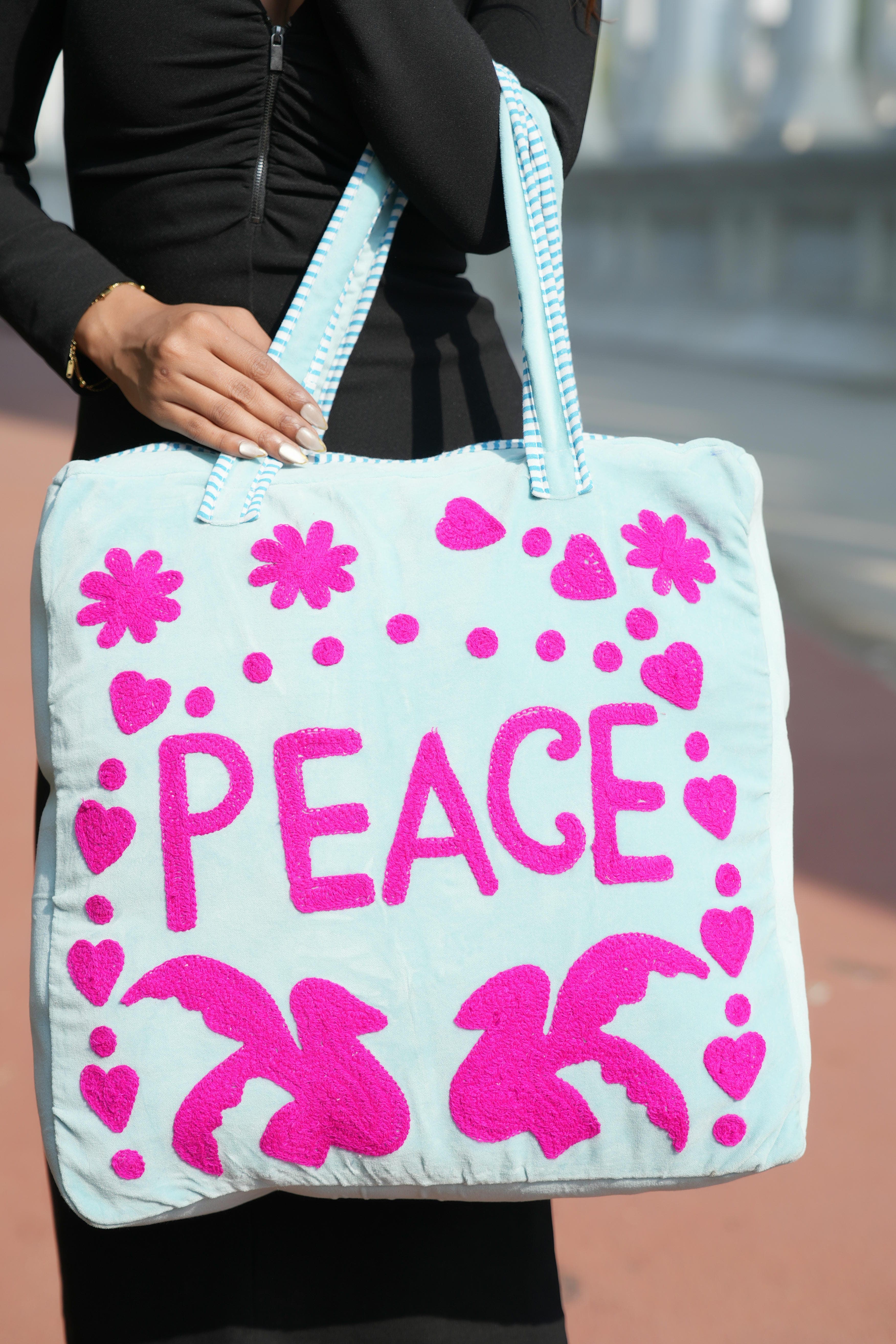 ＝LOVE 「Be Selfish」バッグ Love Suzani Tote | Handmade Cotton Tote | CYC – Conscious Yoga