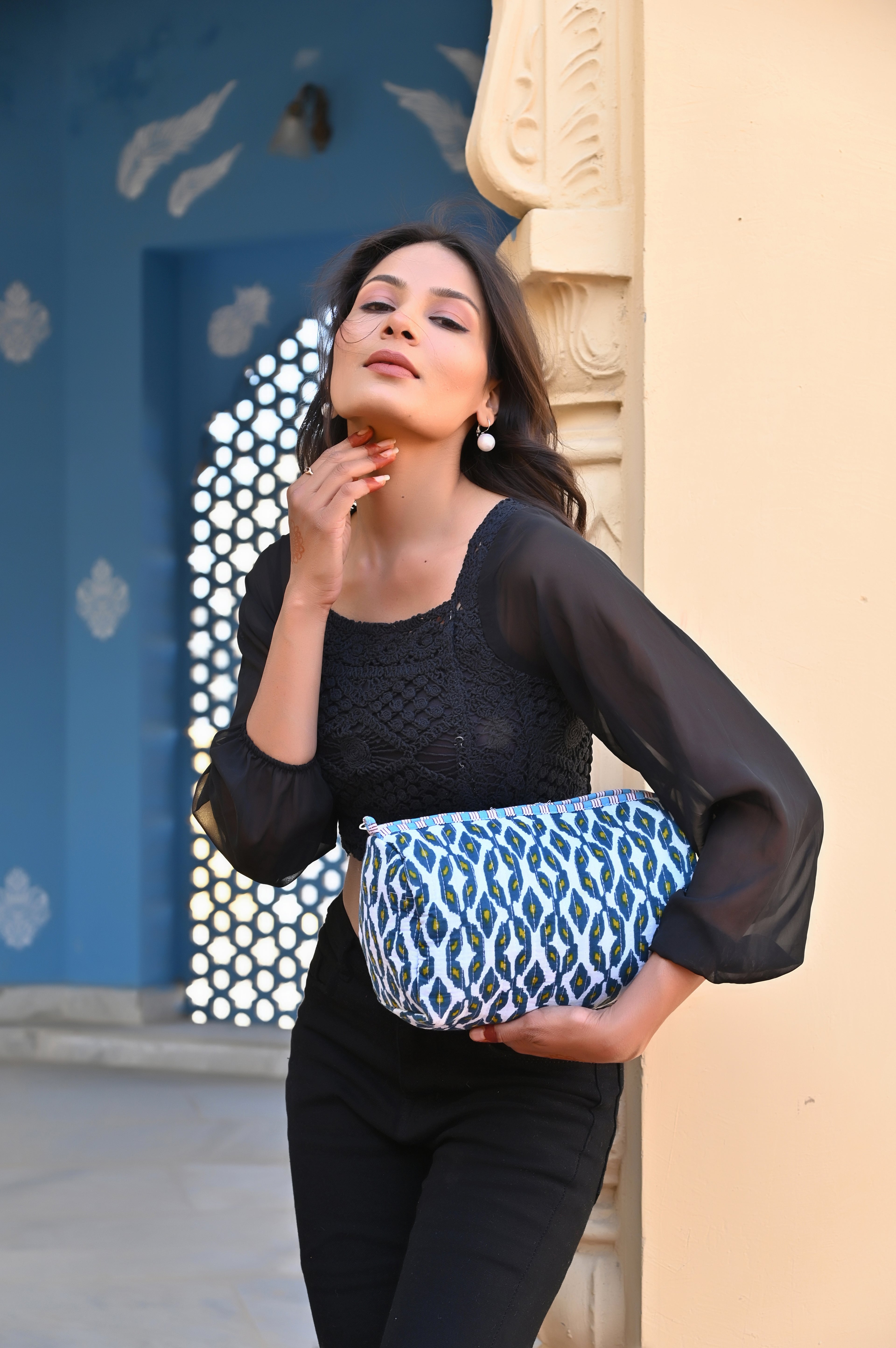 Nocturne Ikat Travel Set