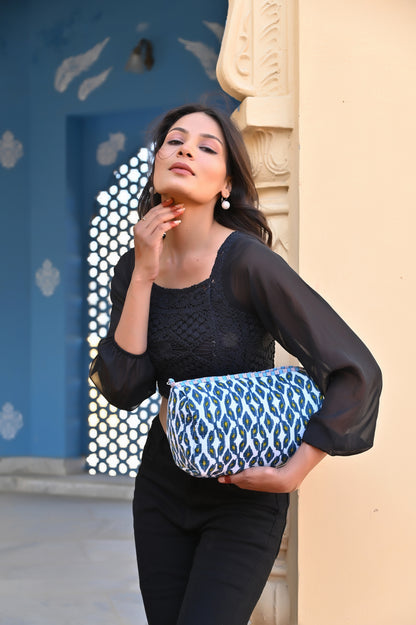 Nocturne Ikat Travel Set
