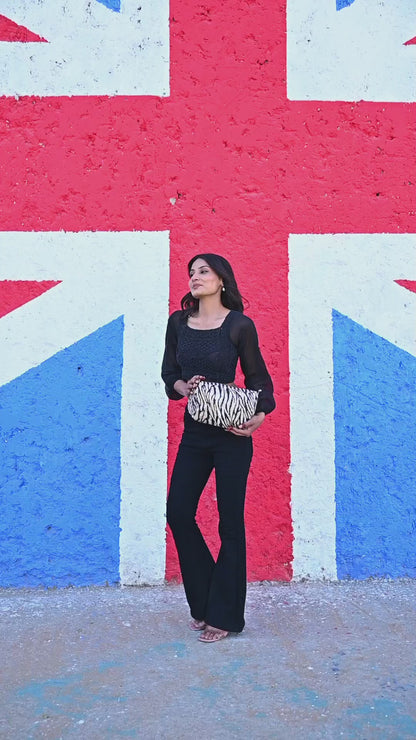 The Tiger Stripe Cotton Travel Set